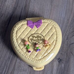 Polly Pocket complete set 1994 Strollin Baby quilted heart vintage bluebird